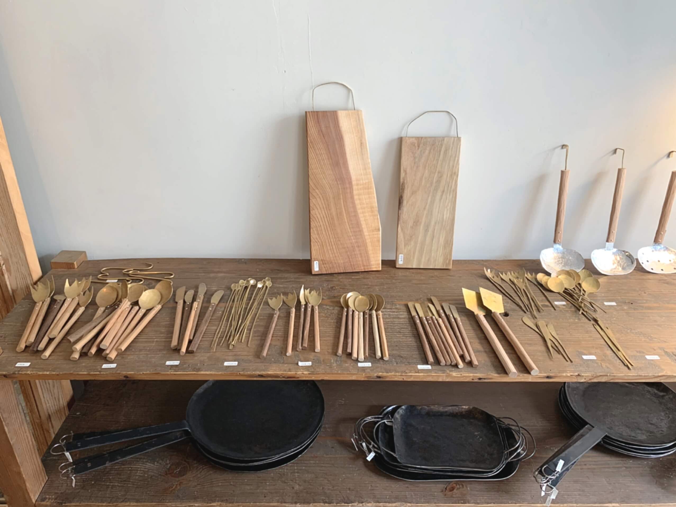 木全俊吾さん作のカトラリー・カッティングボードなど 〜『うだきまた