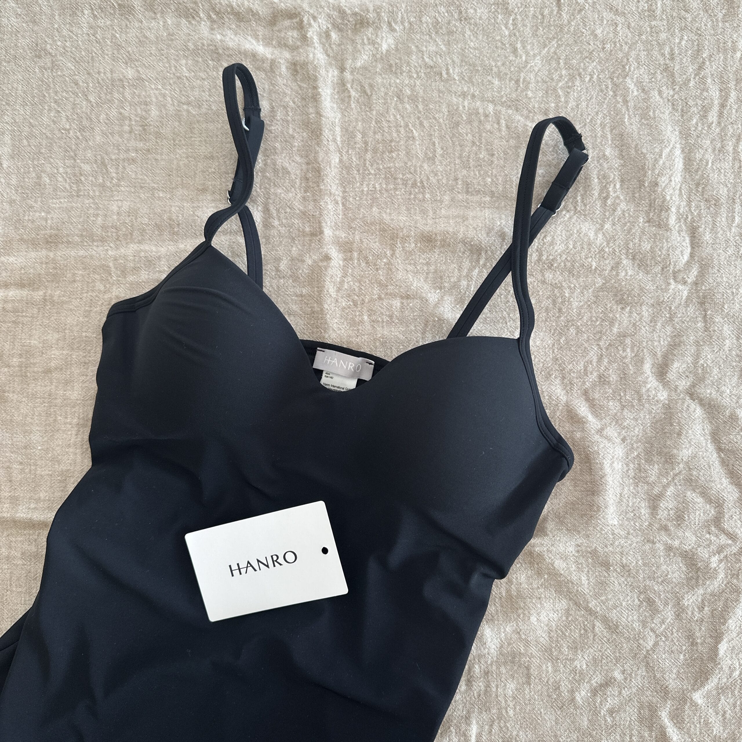 HANRO（ハンロ）/ALLURE（アリュール）】はカップ付きインナーの最高峰