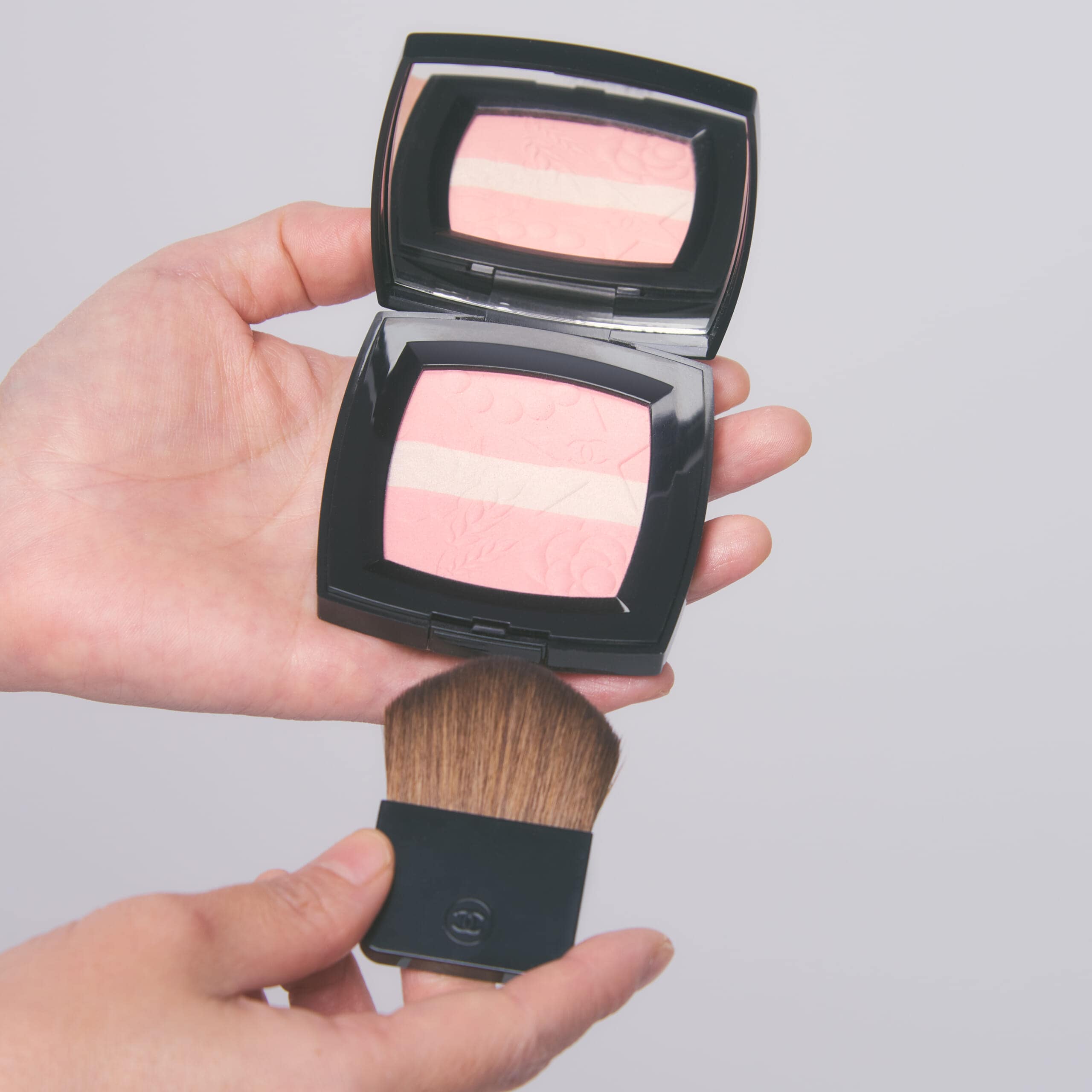 レ シーニュ ドゥ シャネル 998 ペッシュ ルミエール シャネル レ