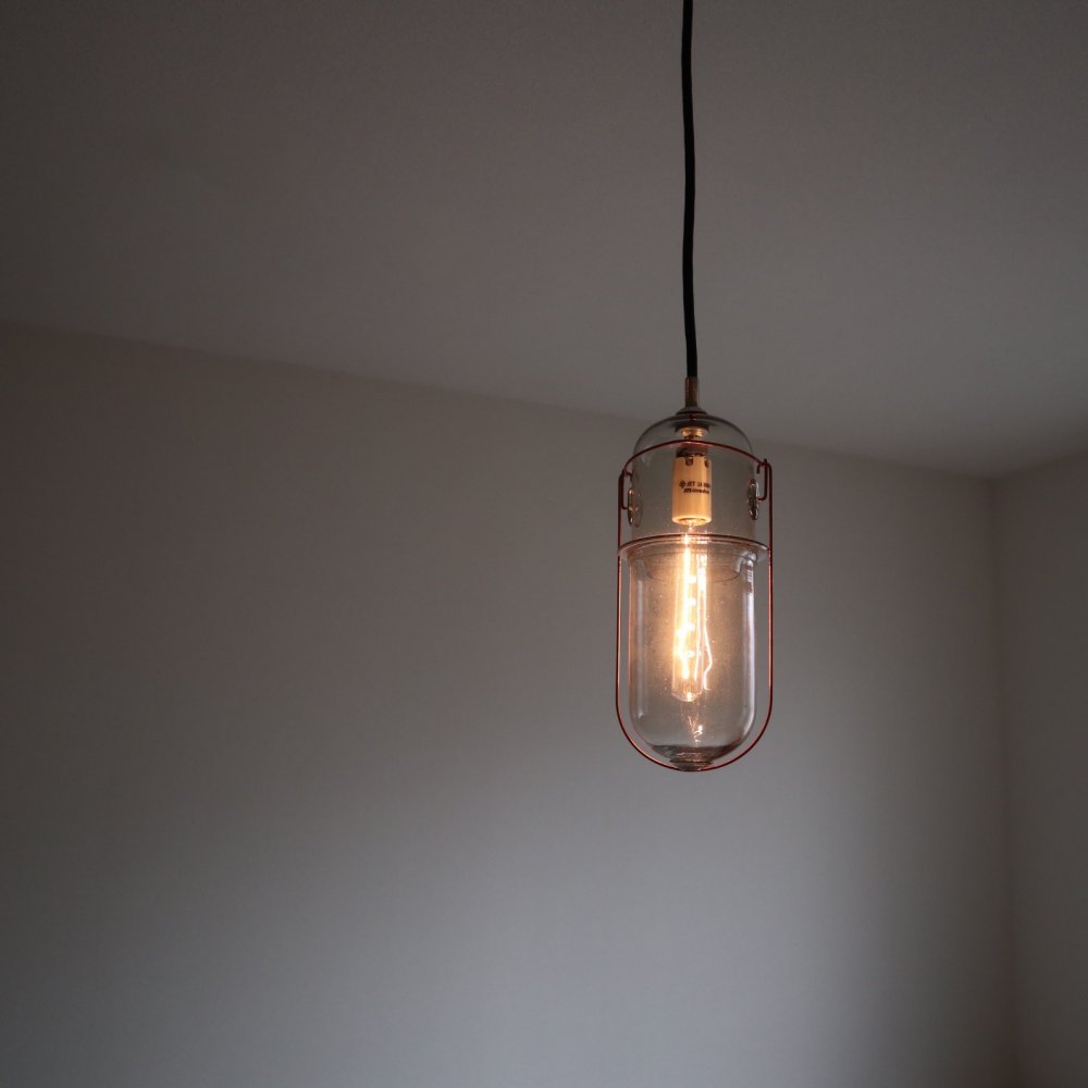 Peter Ivy Light Capsule。 | LEE