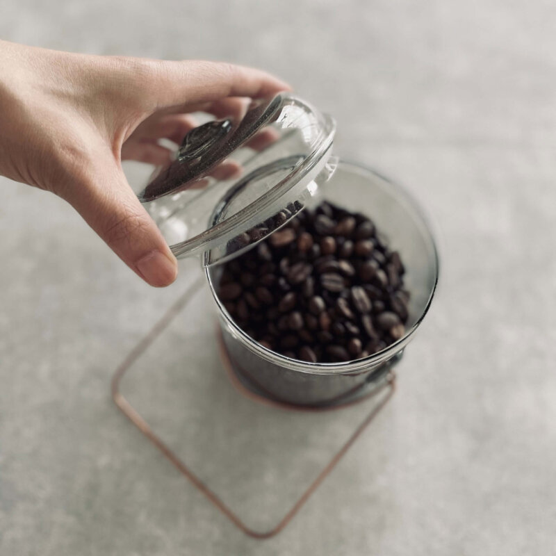 ピーター・アイビーのガラスジャー | LEE