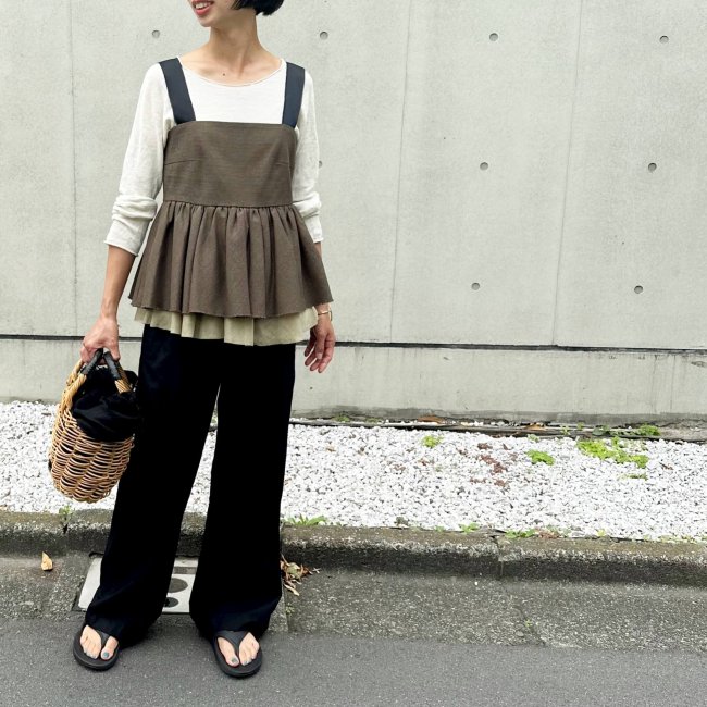 Curensology(カレンソロジー）のフェミニンビスチェで今日なに着てる