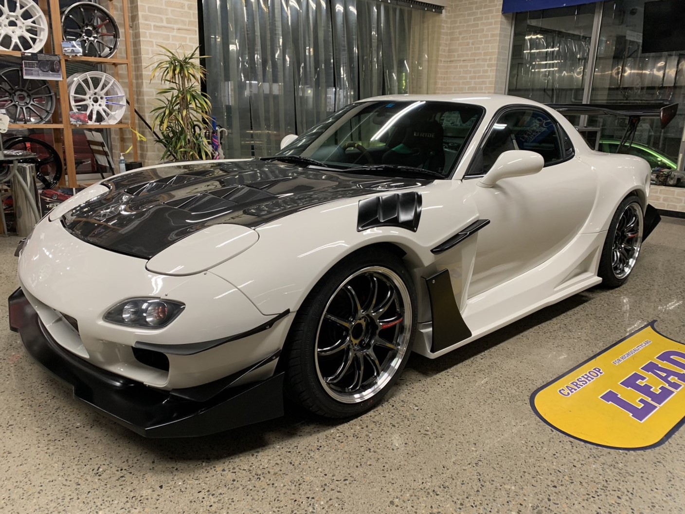 RX-7【FD3S】 | RX-7・RX-8専門店｜Carshop LEAD（カーショップリード