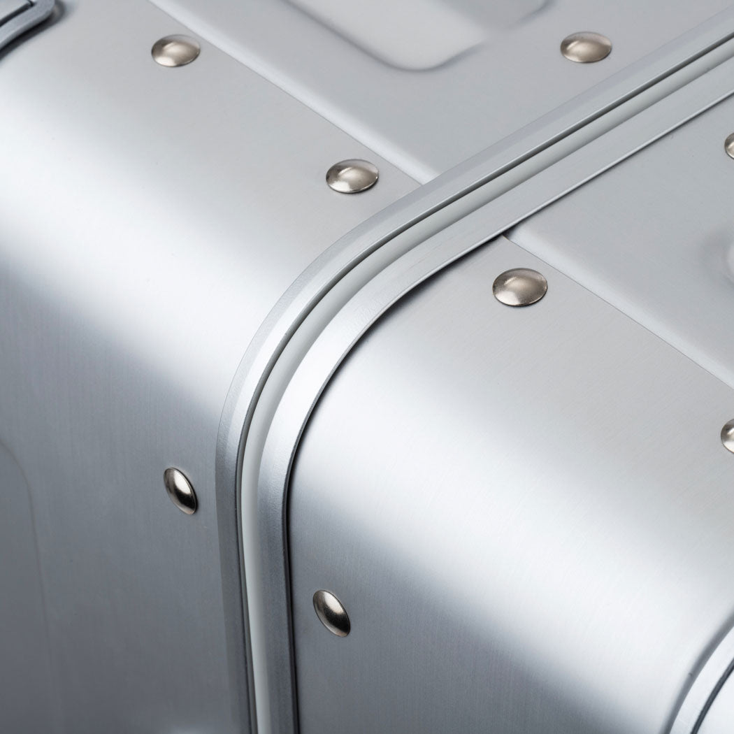 ブレイド アルミニウム Sサイズ ハードケース | 1513-48｜レジェンド