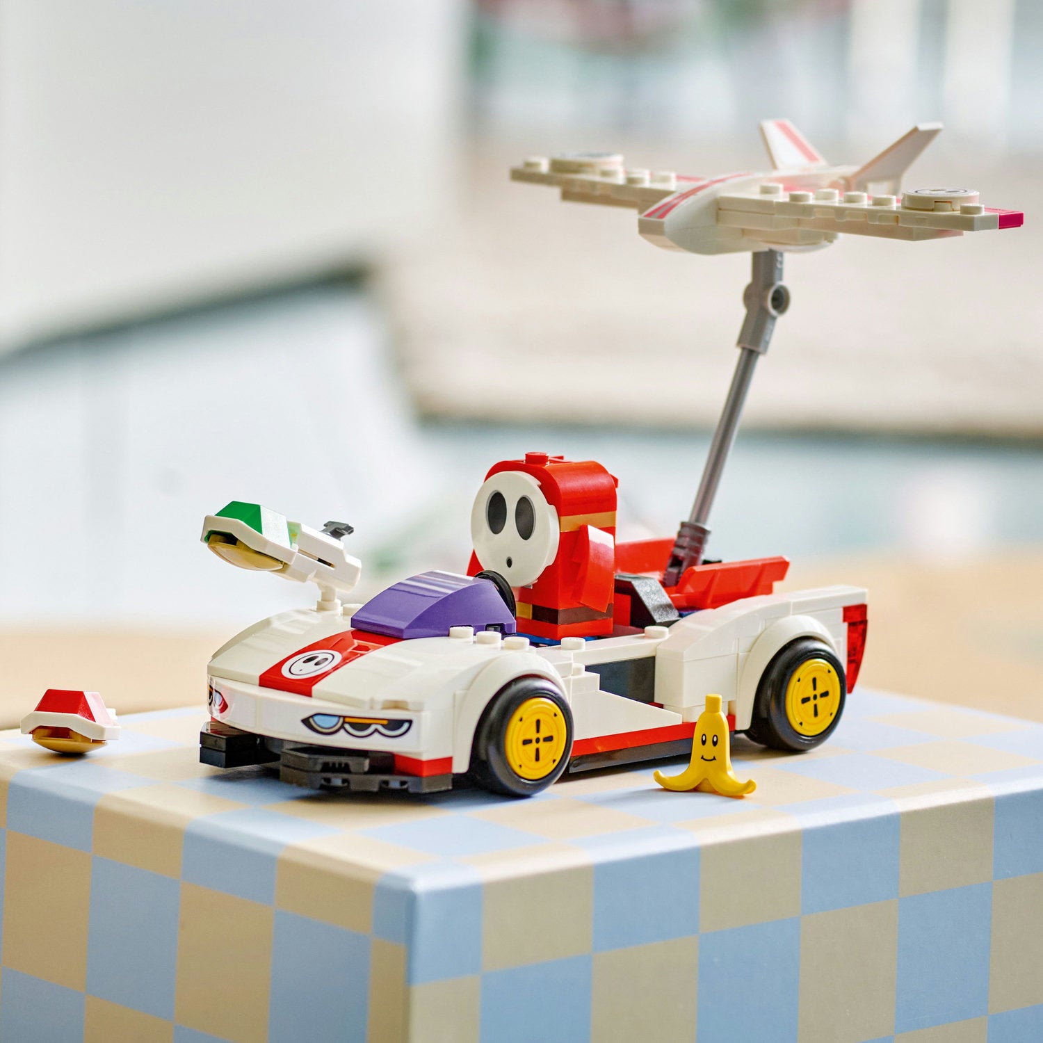 LEGO® Super Mario™: Mario Kart™ – Shy Guy & P-Wing – AG LEGO