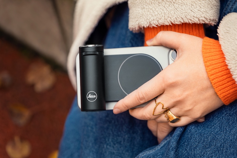 A new Leica LUX Grip for smartphone photography announced - Leica