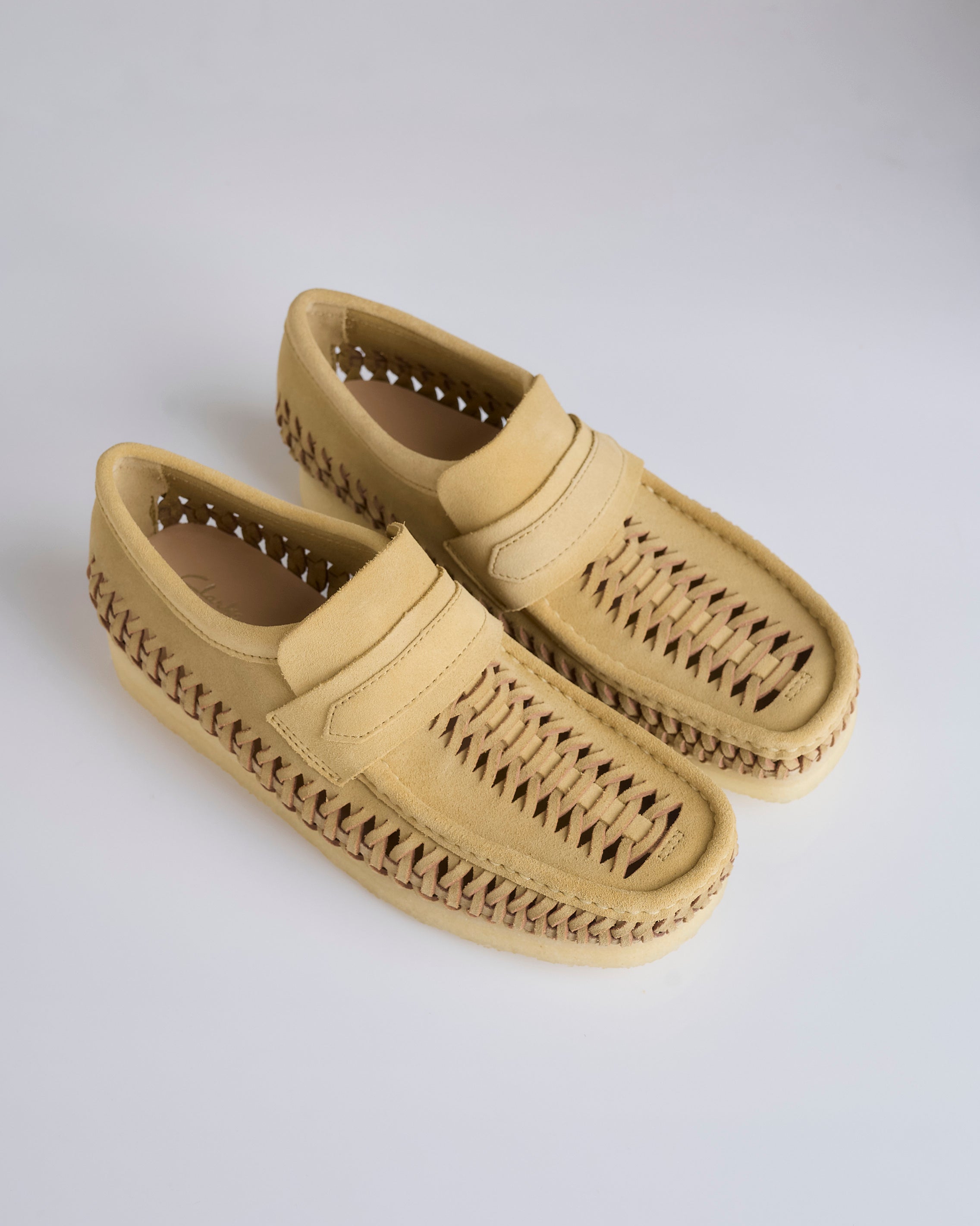 Clarks Originals Men's Wallabee Loafer Weave Maple Suede – LESS 17