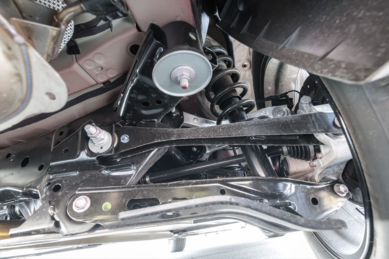 サスペンションのチューニングで走りが劇的に進化！「マツダCX-60