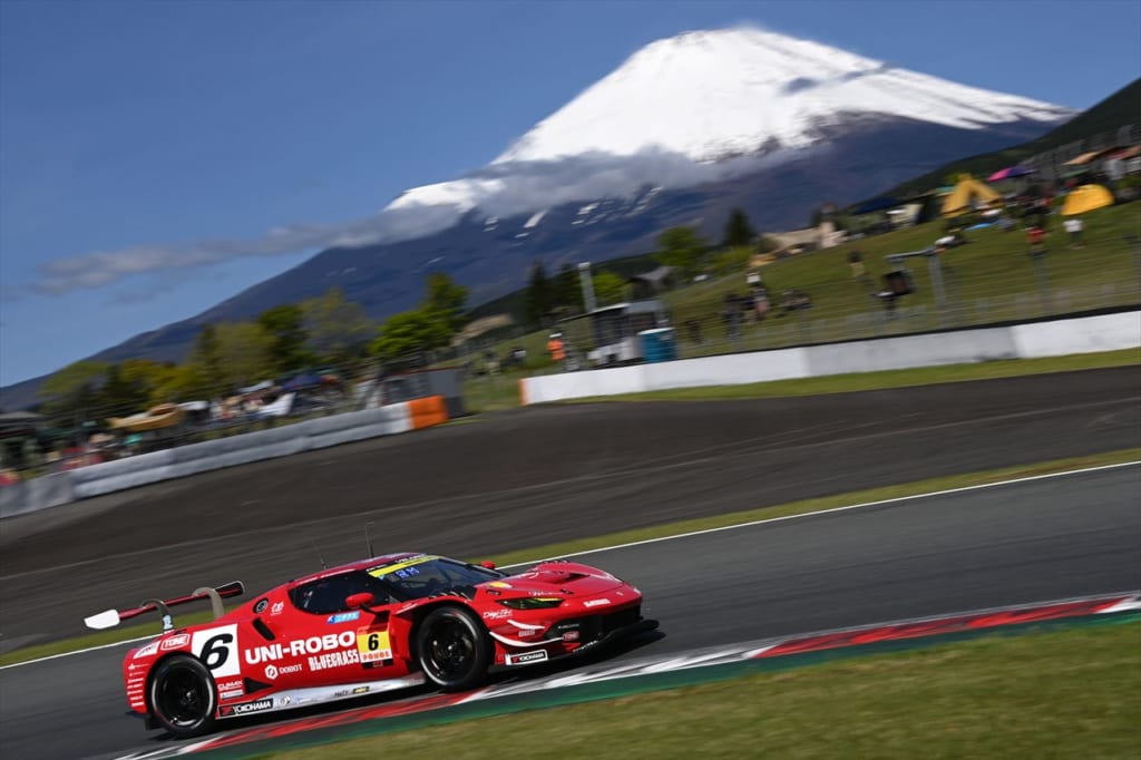 UNI-ROBO BLUEGRASS FERRARI」が27番手スタートから劇的な初優勝