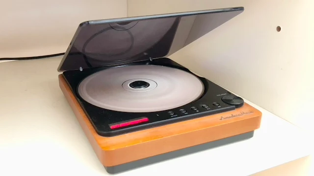 象と散歩: 待望の復活！Amadana CDプレーヤーが再び販売開始