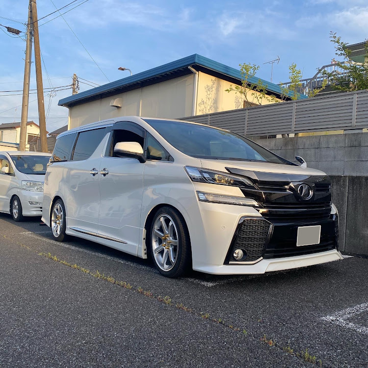 ヴェルファイアのヴェルファイア30前期・車高調・DIY・車高調整