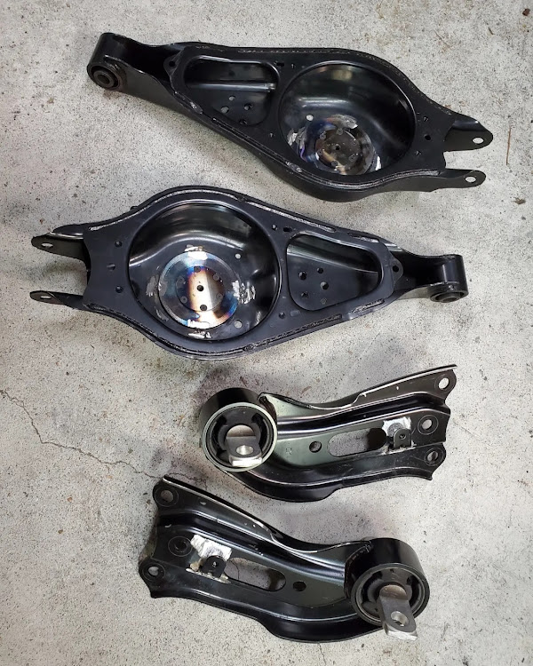 30アルヴェル 純正加工 スウィングアーム 本物 30アルファード、ヴェル