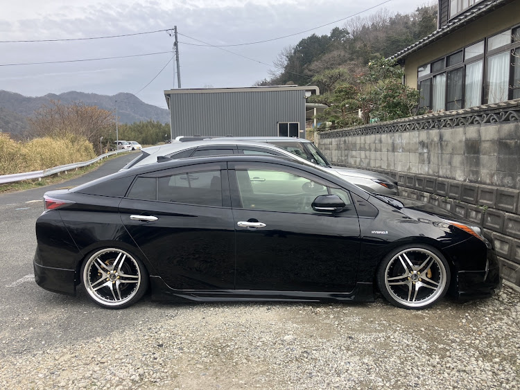 プリウスの車高調取り付け完了・ラルグス・ラルグスSpecS・これから