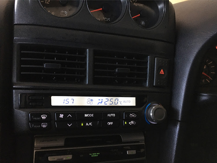 スカイラインのエアコンパネル・LED化・er34前期・25GT-tに関する