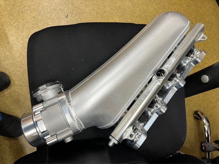 シルビアのサージタンク・電動スロットル・BOSCHインジェクター・Spec