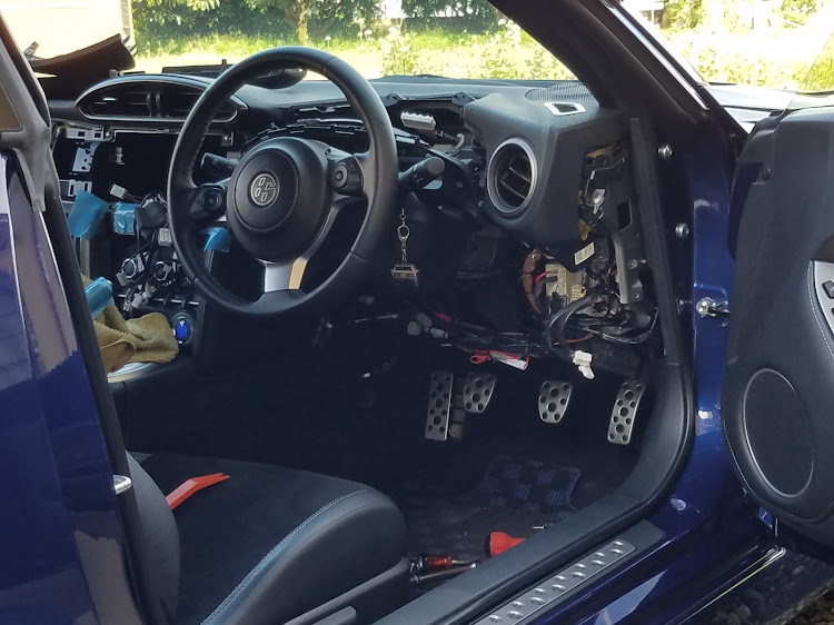 86の86 zn6・AE86・キンコンチャイム取り付け・頭文字Dに関する