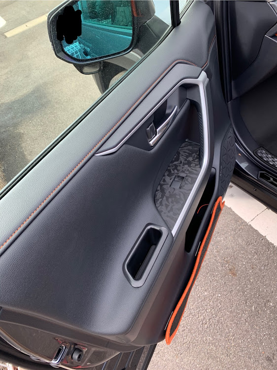 RAV4のDIY・ドアハンドルポケット・フロント・リアに関するカスタム