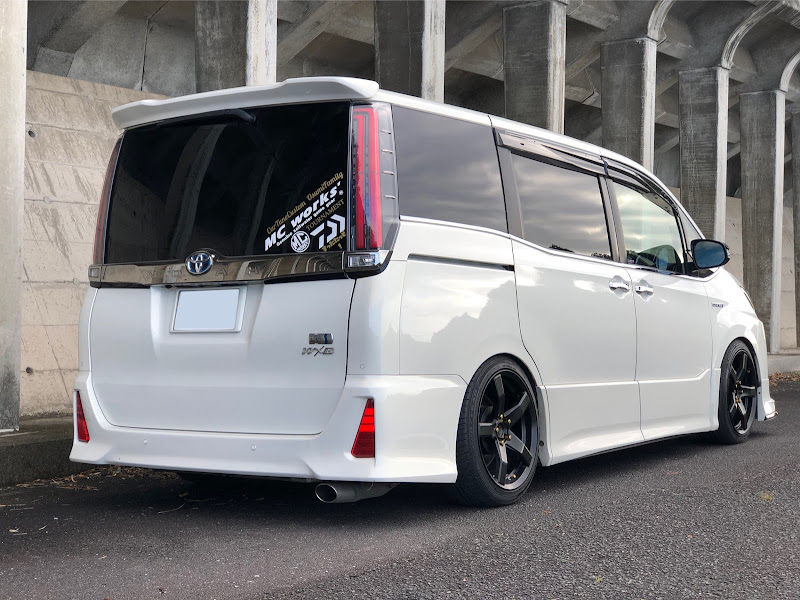 ノアの80系 ノア ヴォクシー エスクァイア・ノア80後期・キャンバー