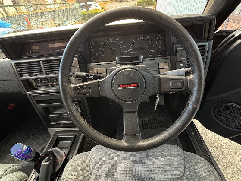 スカイラインのR31スカイライン・スカイライン・ステアリング交換・DIY