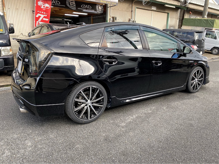 プリウスのプリウス30・車高調整・ダウンサス取付・プリウス乗りと