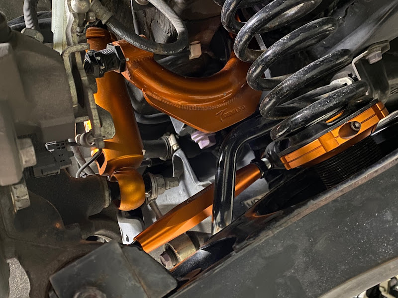 プリウスのWORK・VS-XV・T-DEMAND・DIYに関するカスタム事例｜車の