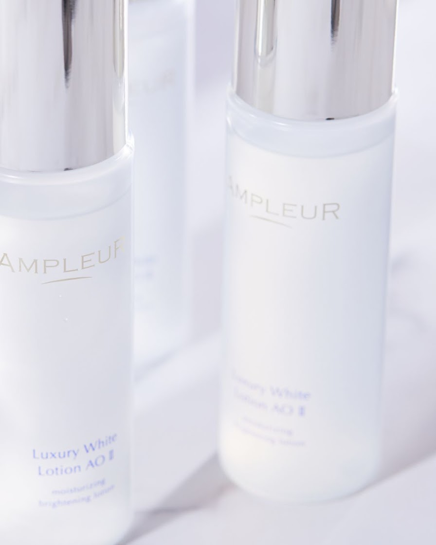 ラグジュアリーホワイト ローションAO II｜化粧水｜スキンケア｜アンプ