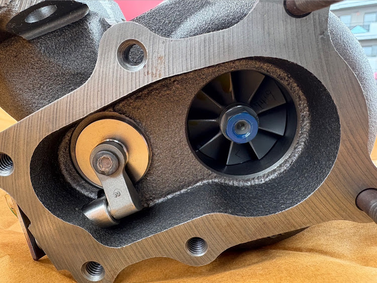 スカイラインのER34純正タービン・ER34 タービン交換・34祭りに関する