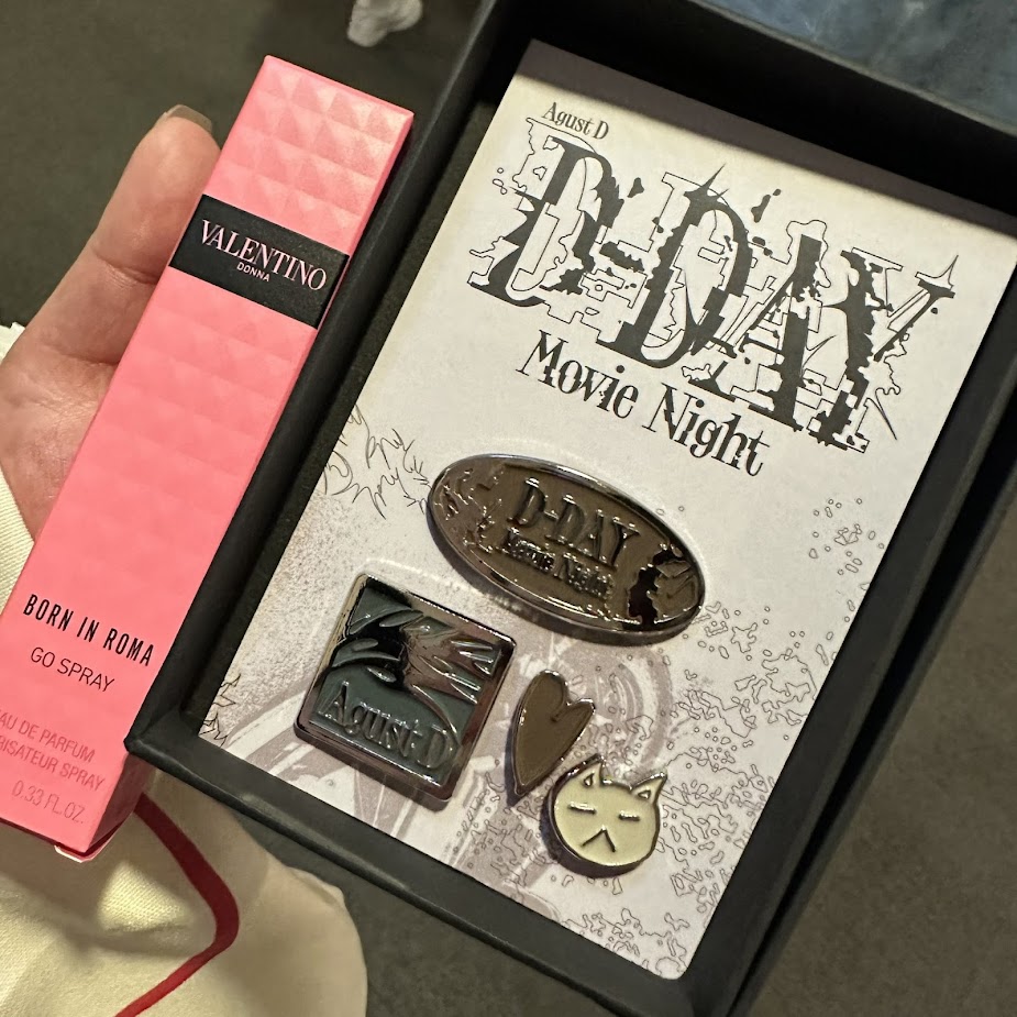 BTS's Suga Surprises Lucky ARMY With Luxurious Gifts At His 