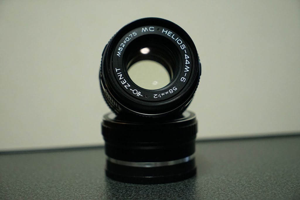 ぐるぐるボケで有名なオールドレンズ「ヘリオス-44」購入！クセ玉は