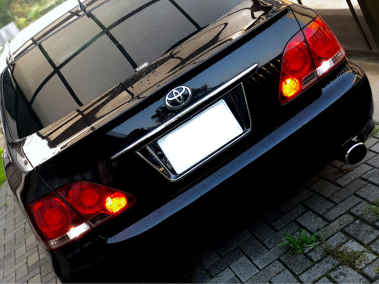 18系クラウンGRS180 アスリート後期 寒冷地テール リアフォグスイッチ