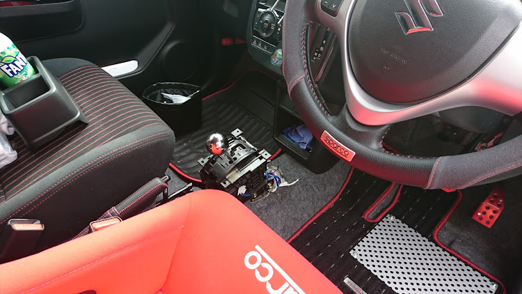 アルト ターボRSのフロアシフト・アルト・HA36Sアルトワークス・DIY