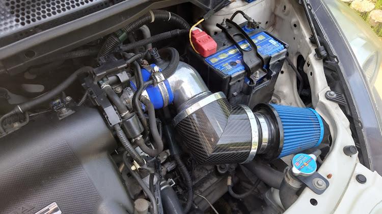 フィットのビッグスロットル・ジェイズレーシングに関するカスタム事例