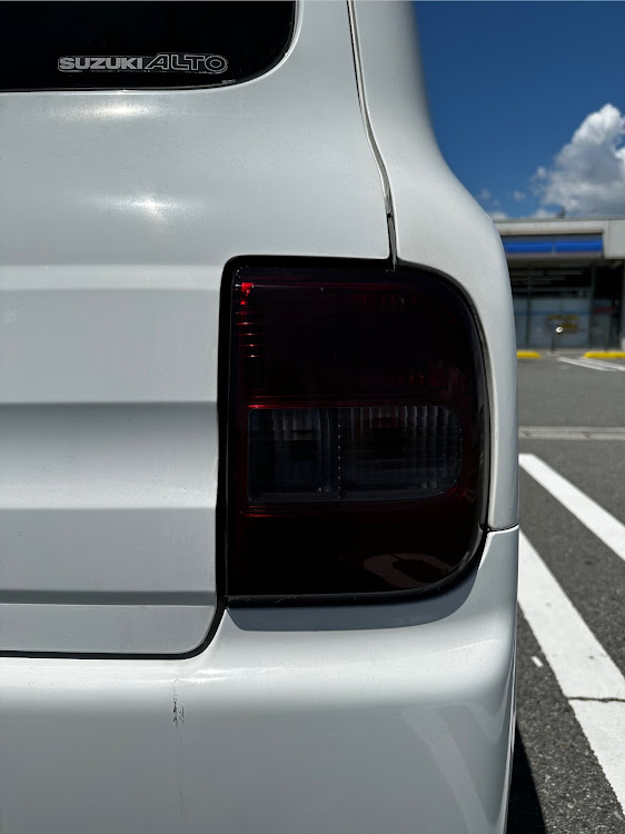アルトラパン SSのテールランプスモーク加工に関するカスタム事例｜車