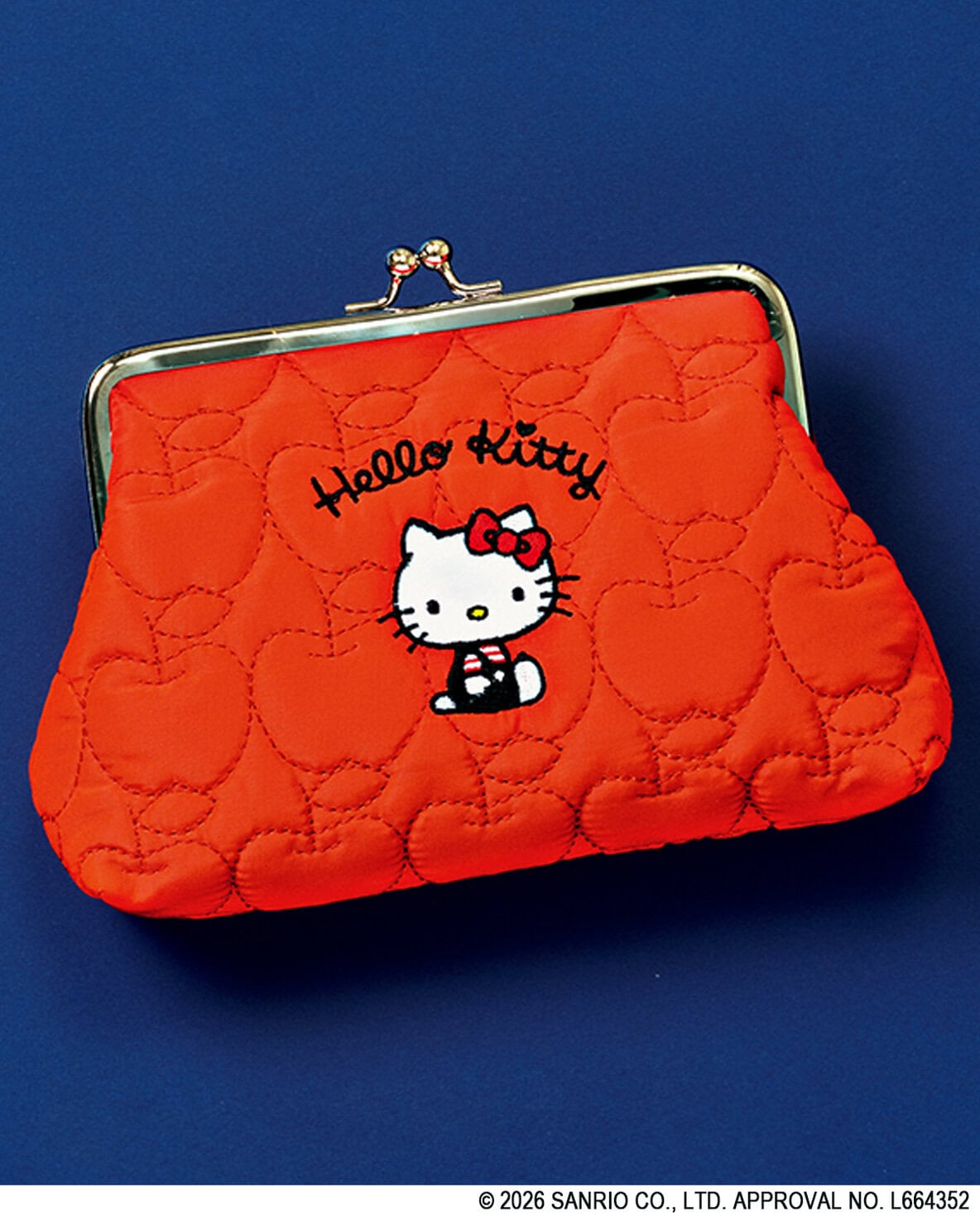 次号付録「ハローキティ」の刺しゅう入りがま口ポーチ】 コスメや
