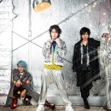 FANTASTIC◇CIRCUS TENSEISM BEST SINGLES 【2001-2004】