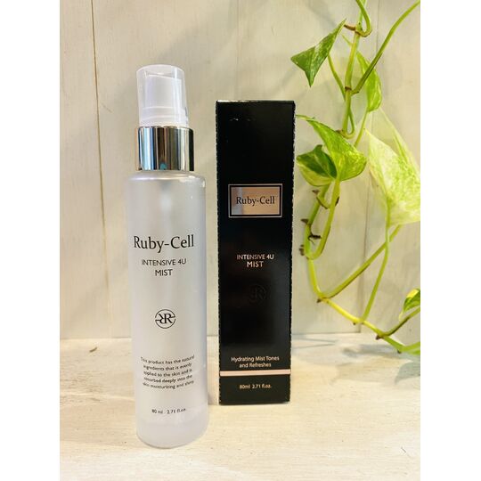 傷みがちなロングヘアもトリートメントでケア | 大阪市港区の美容室