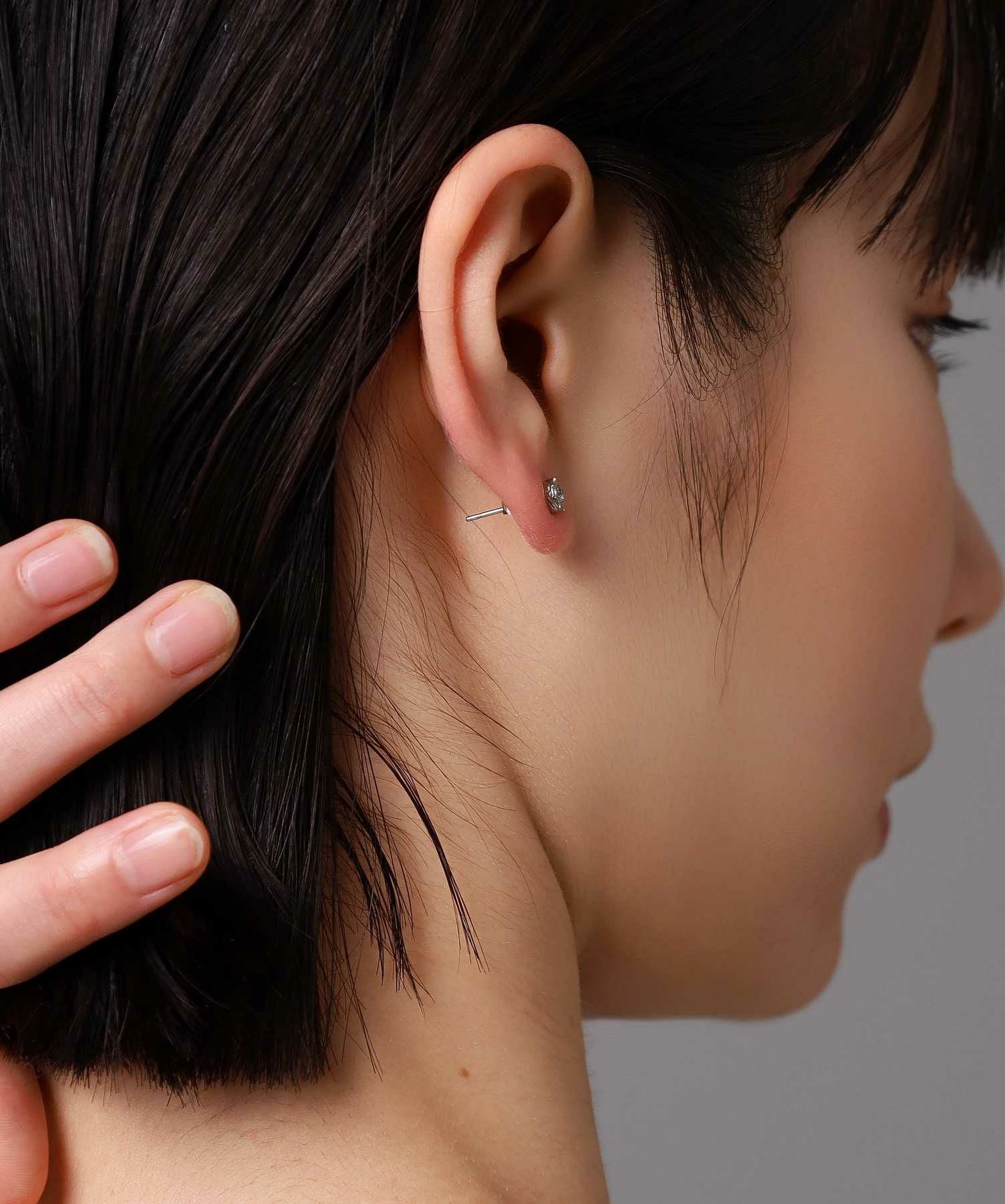 限定展開】“HAWAIIAN”ジルコニアスタッズピアス（シルバー