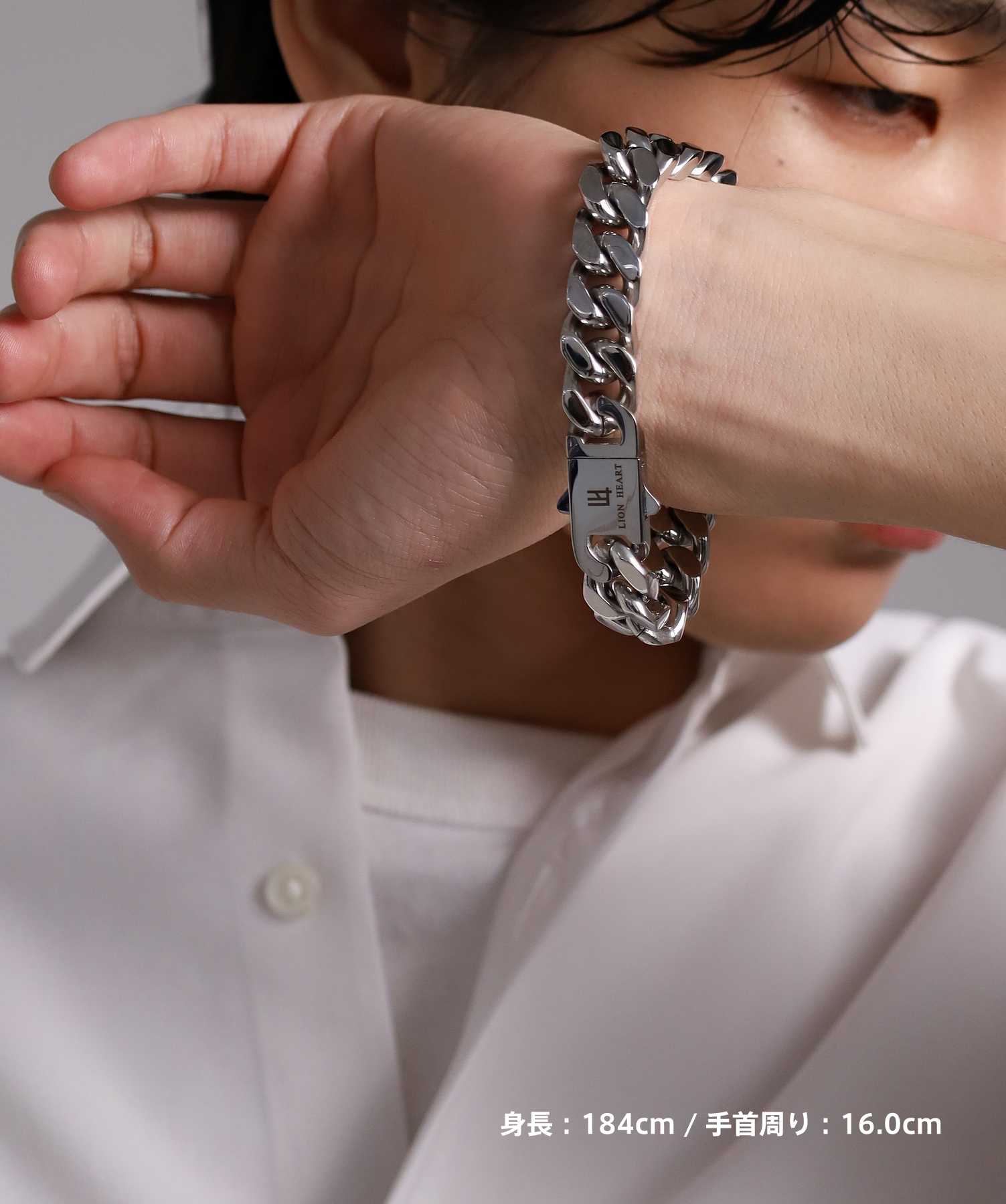 000000001977-02.jpg?size=l&w=