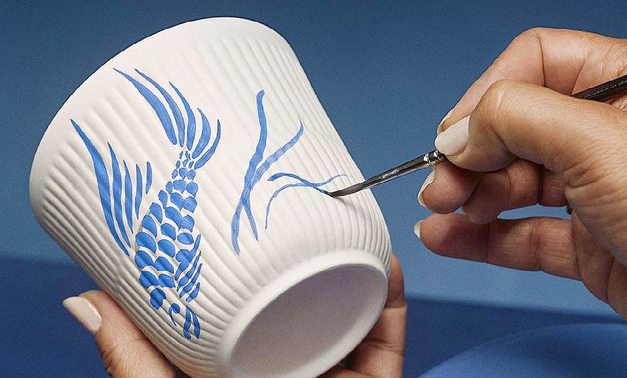 数量限定】ロイヤル コペンハーゲン250周年記念！女王陛下デザインの