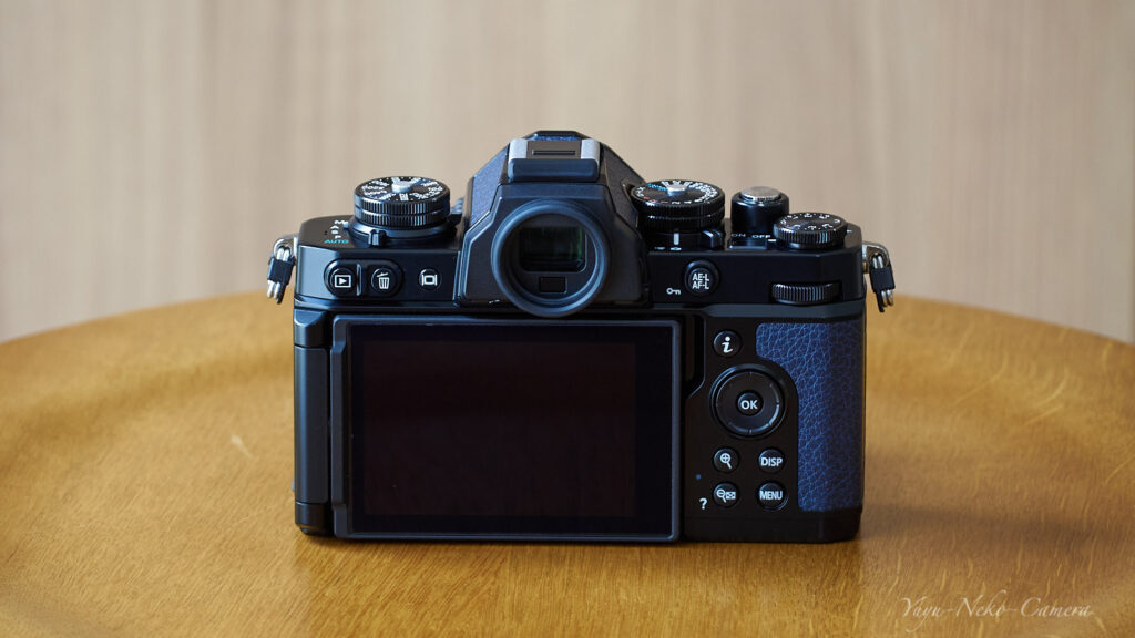 2025年版】15万円以下のおすすめミラーレスカメラ4選｜キヤノン