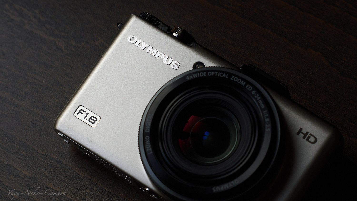 OLYMPUS XZ-1 ホワイト 動作確認済み デジタル カメラ Olympus X