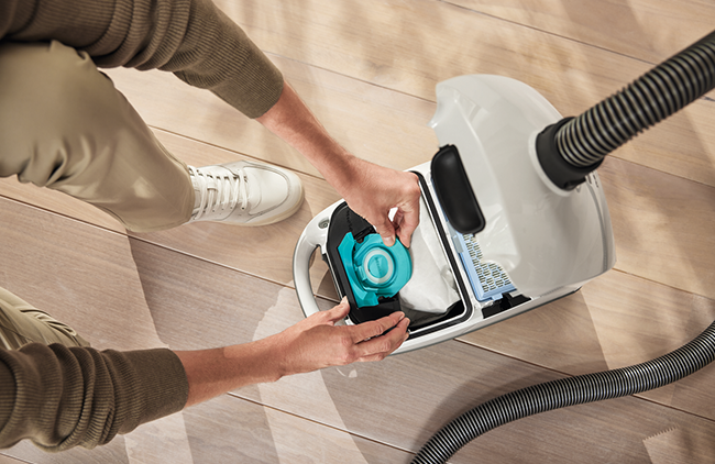 花粉対策にもミーレキャニスター掃除機。ダストバッグ（紙パック）と