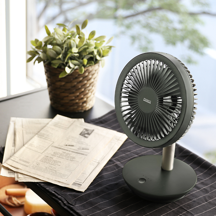 コードレスミニリビングファン 充電スタンド付 PR-F039 | PRISMATE