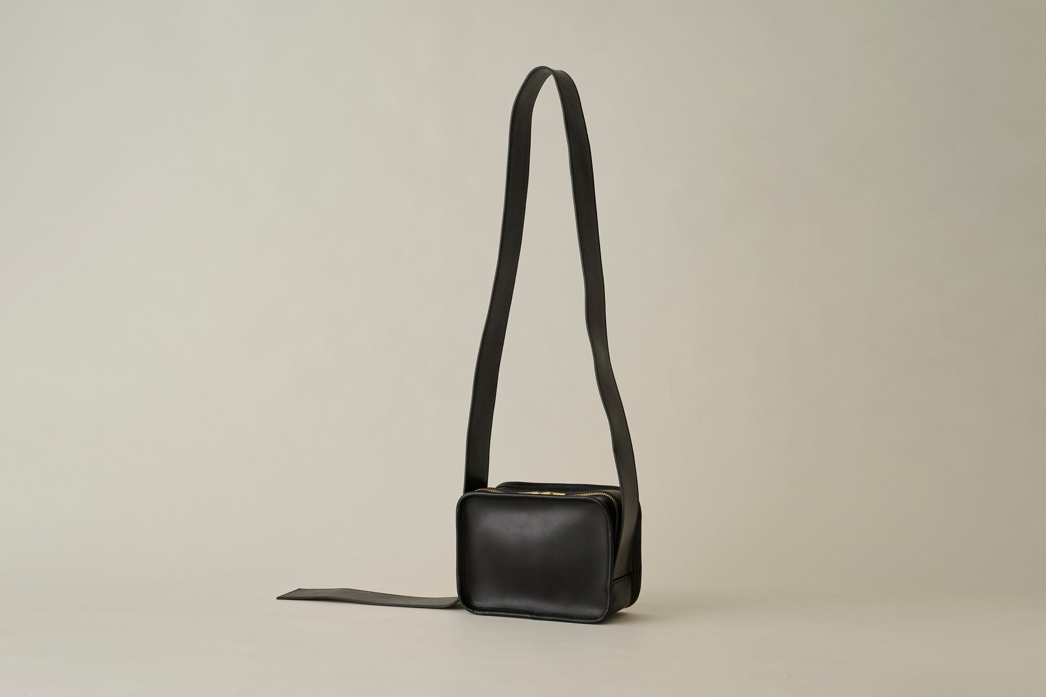 LIMITED】Leather Shoulder Mini Book Bag / BLACK / LIFESTYLIST