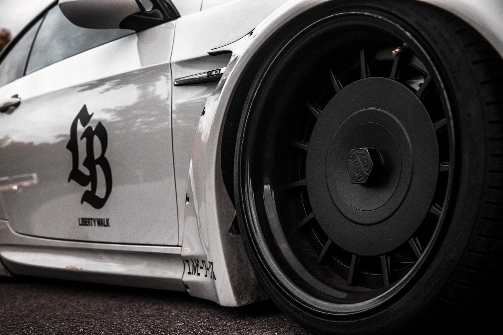 LB-WORKS BMW M3 E92 - LIBERTY WALK | リバティーウォーク