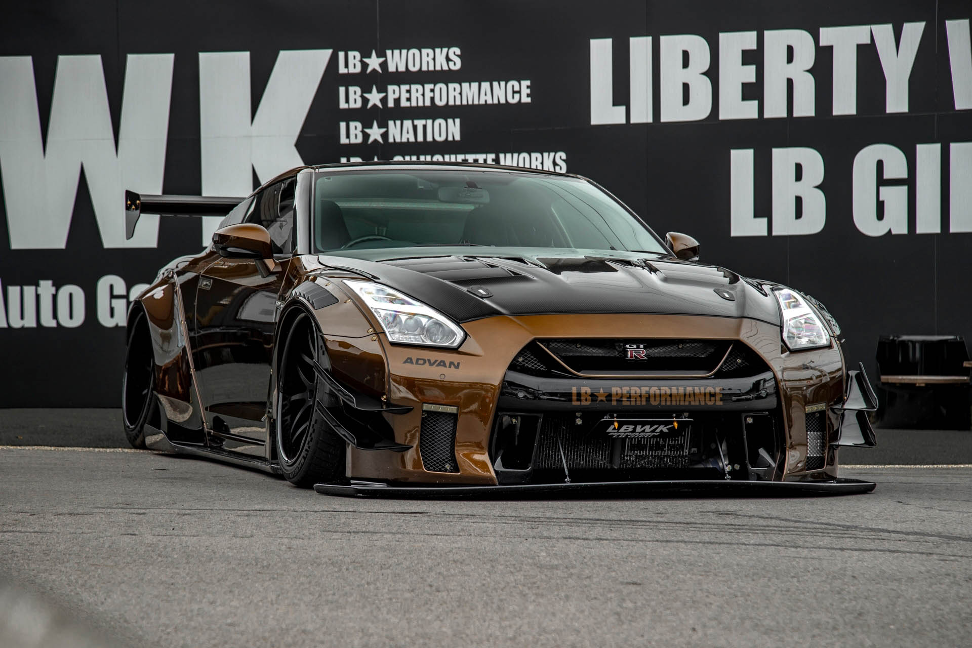 LB-WORKS NISSAN R35 GT-R Type2 Ver.1 - LIBERTY WALK | リバティー