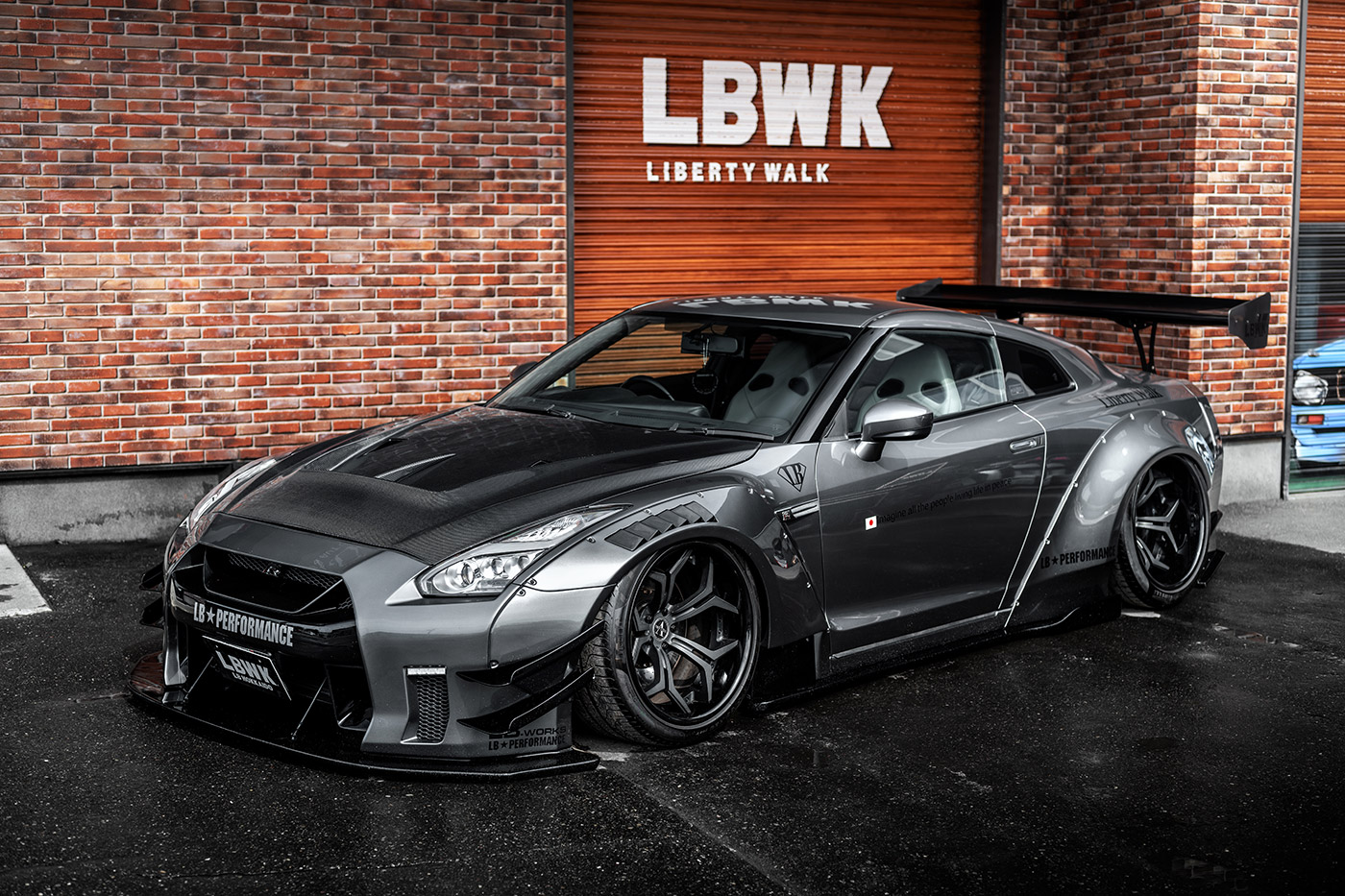 LB-WORKS NISSAN GT-R R35 type 2 - LIBERTY WALK | リバティーウォーク