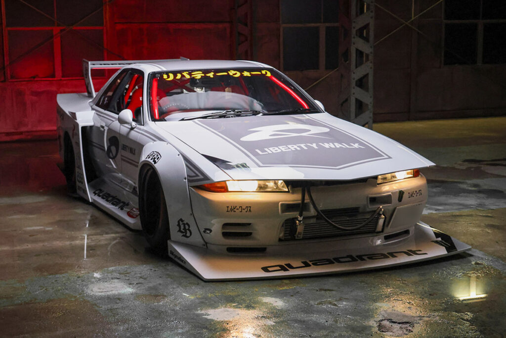 LB-KAIDO WORKS NISSAN R32 SKYLINE - LIBERTY WALK | リバティーウォーク