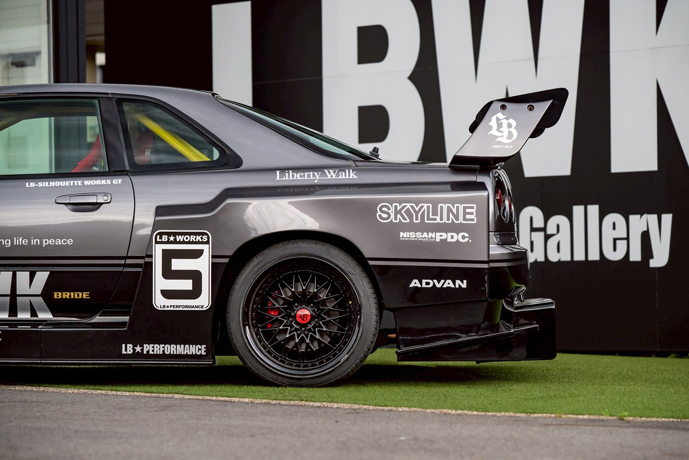 LB-ER34 Super Silhouette SKYLINE - LIBERTY WALK | リバティーウォーク