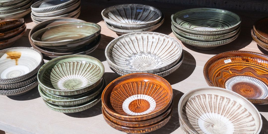 完全ガイド】300年の歴史を持つ小鹿田焼。9軒すべての窯元と民陶祭の